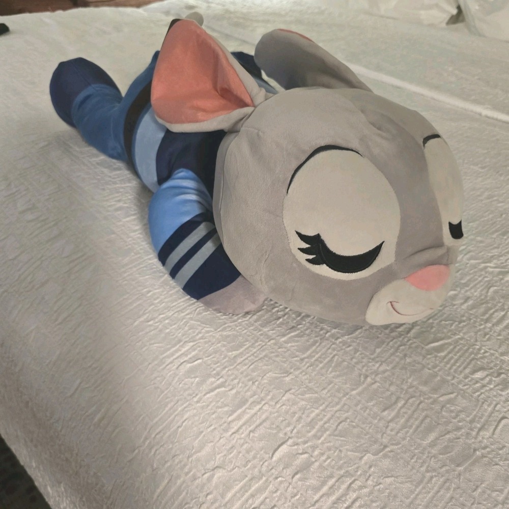 Disney Store Cuddleez Zootopia Officer Judy Hopps 23" Plush Sleepy Laying Down